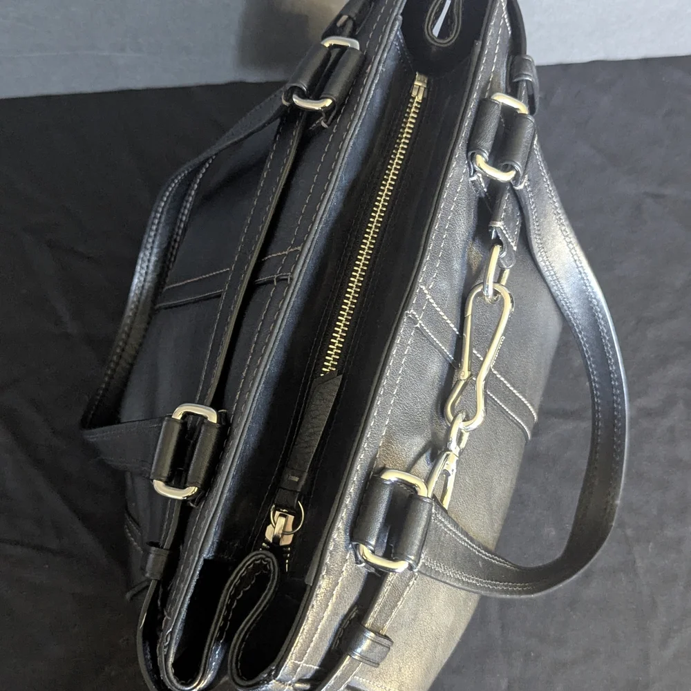 Coach  Black Leather Shoulder Bag Horsebit Vintage Authentic - Picture 9 of 13